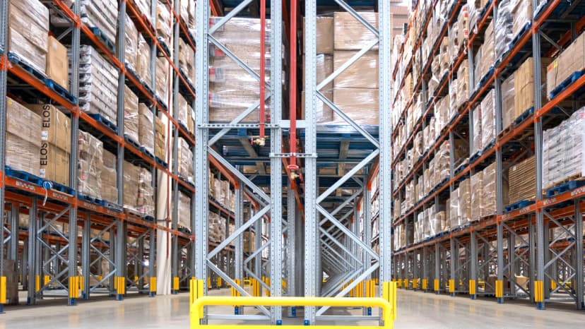 Warehouses and Logistics Hubs sector monitoring