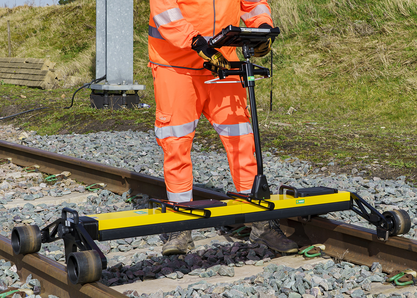 Track Geometry and Vibration Monitoring – professional monitoring services