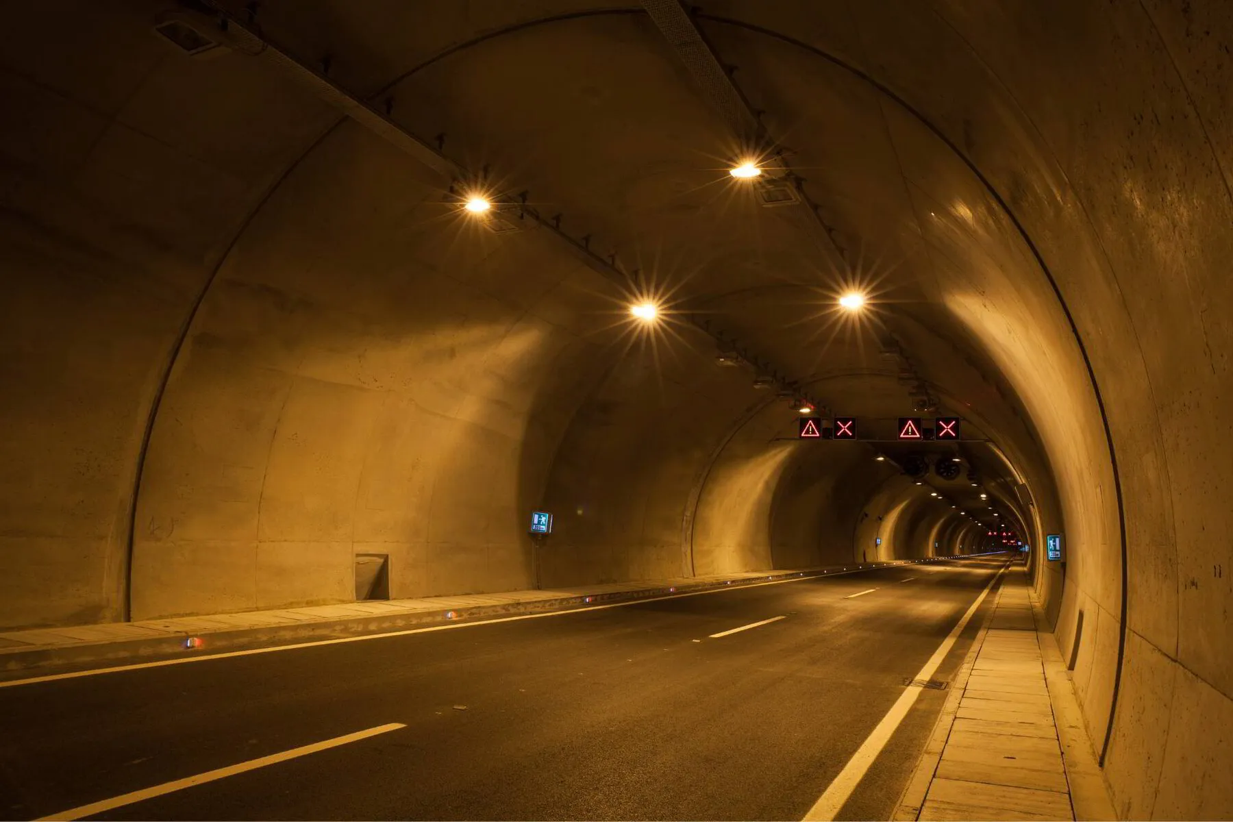 Tunnels and Underground sector monitoring